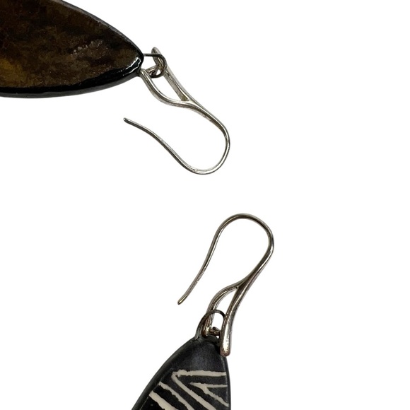 Polished Slate Stone White Zig Zag Rounded Triangle Earrings - Picture 9 of 10